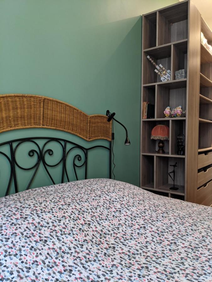 Private Acces To The All Flat. Charming Parisian. المظهر الخارجي الصورة